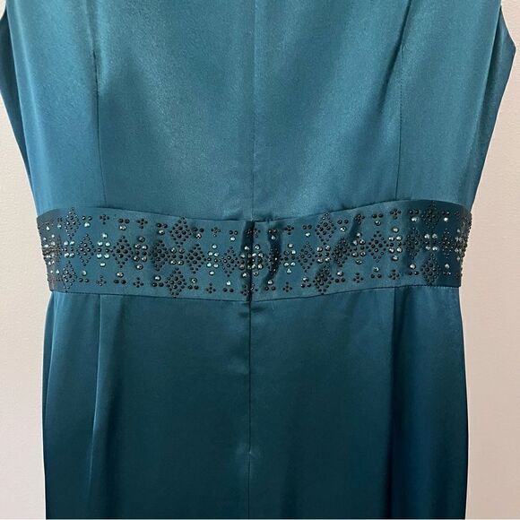 St. John Satin Dress with Embellishments Size 12 - Picture 5 of 10